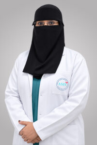 منى مضوي 200x300